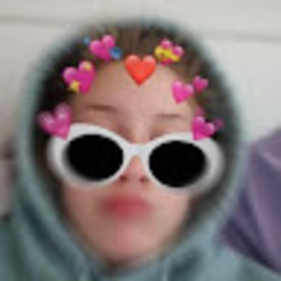 Meet your Posher, Haley - Picture 1 of 1